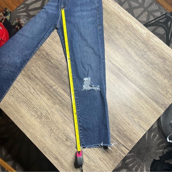 Good American Good Straight Jeans Size 8/29 - Picture 5 of 12